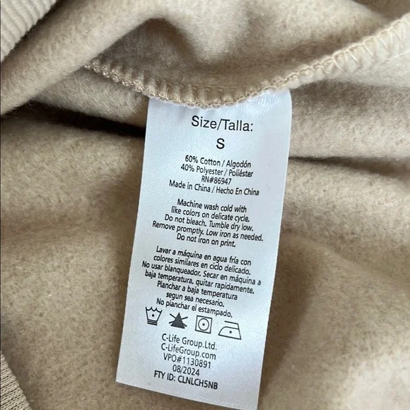 NWT Peanuts® Aéropostale Group Gathering Pullover Hoodie Tan size S Unisex - Picture 4 of 6